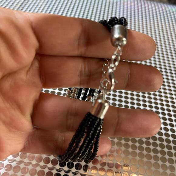 Vintage to Modern Black Silver Seed Bead Multi Strand Bracelet B#18 - Picture 3 of 8